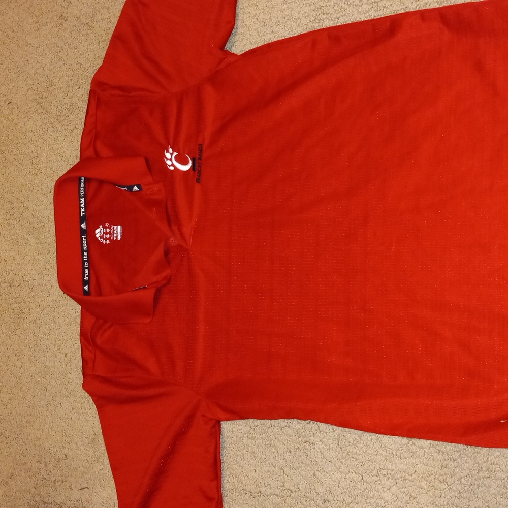 Men's University of Cincinnati golf style shirt